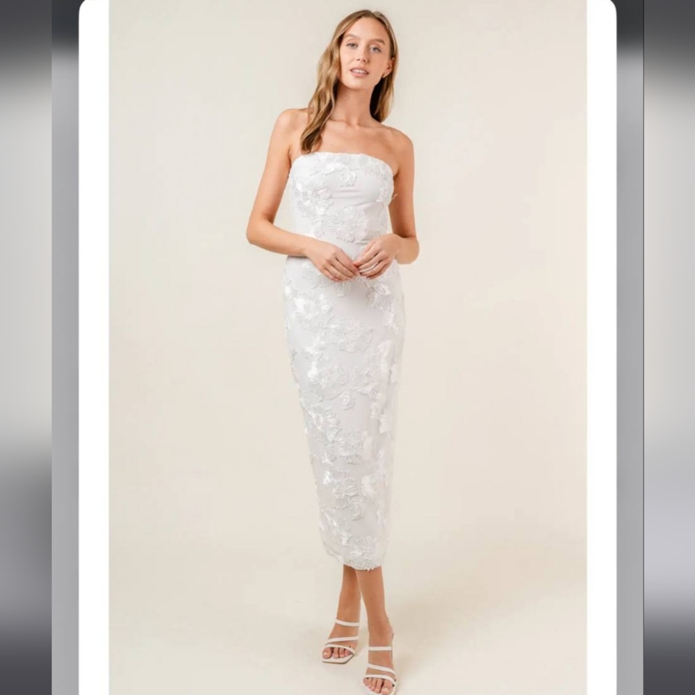 NWT Boutique White Floral Strapless Midi Bridal Dress - Size M